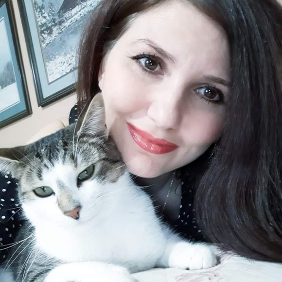 Meet your Posher, Irina - Picture 2 of 4